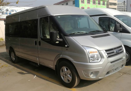 福特商务车,九座车
